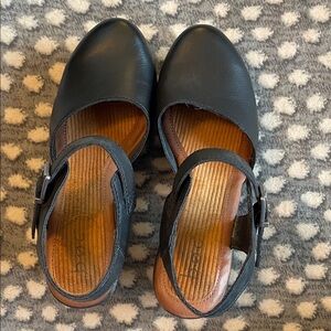 b.o.c. Black Leather Shoes with Buckle